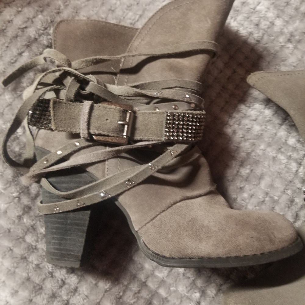 Booties - Picture 2 of 4